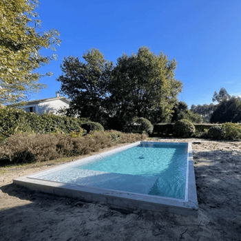 piscine construite à Léon